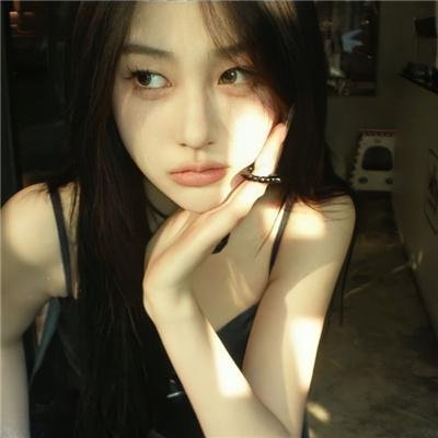 男人与婴儿